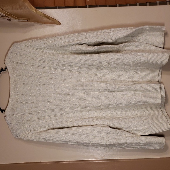Plus Size Sweater - Picture 5 of 5
